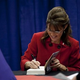 Image for article titled Racism And Sexism On The Going Rogue Book Tour